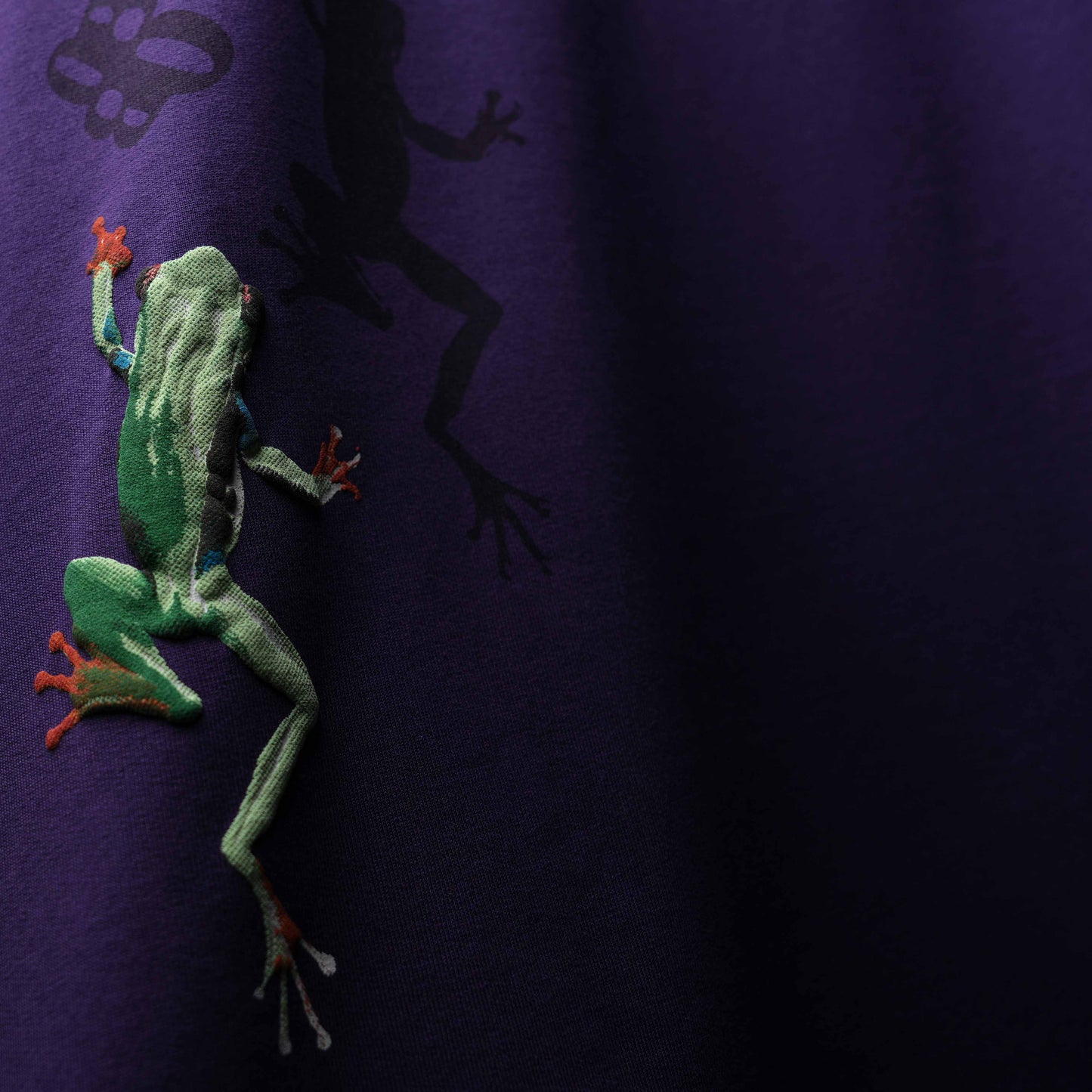 STICKY PURPLE T-SHIRT