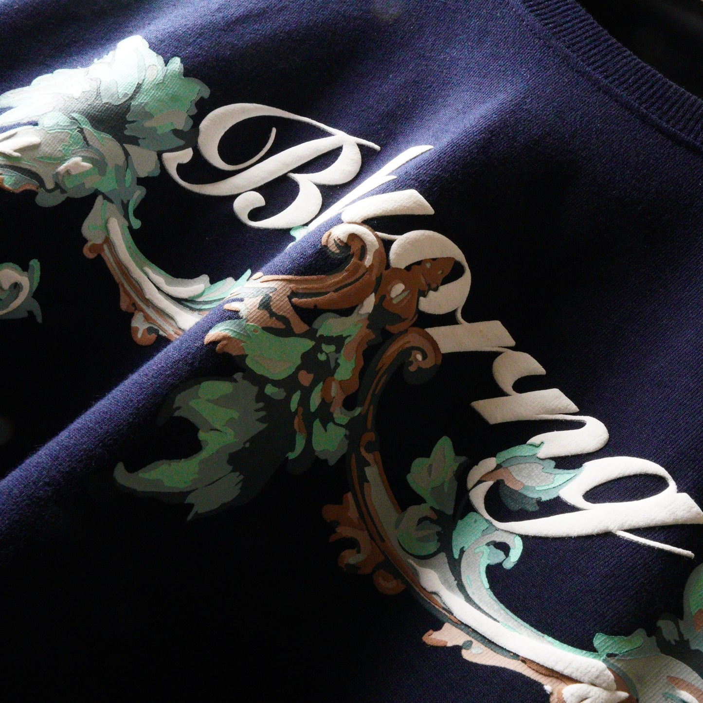 NAVY FLAMBOYANT T-SHIRT