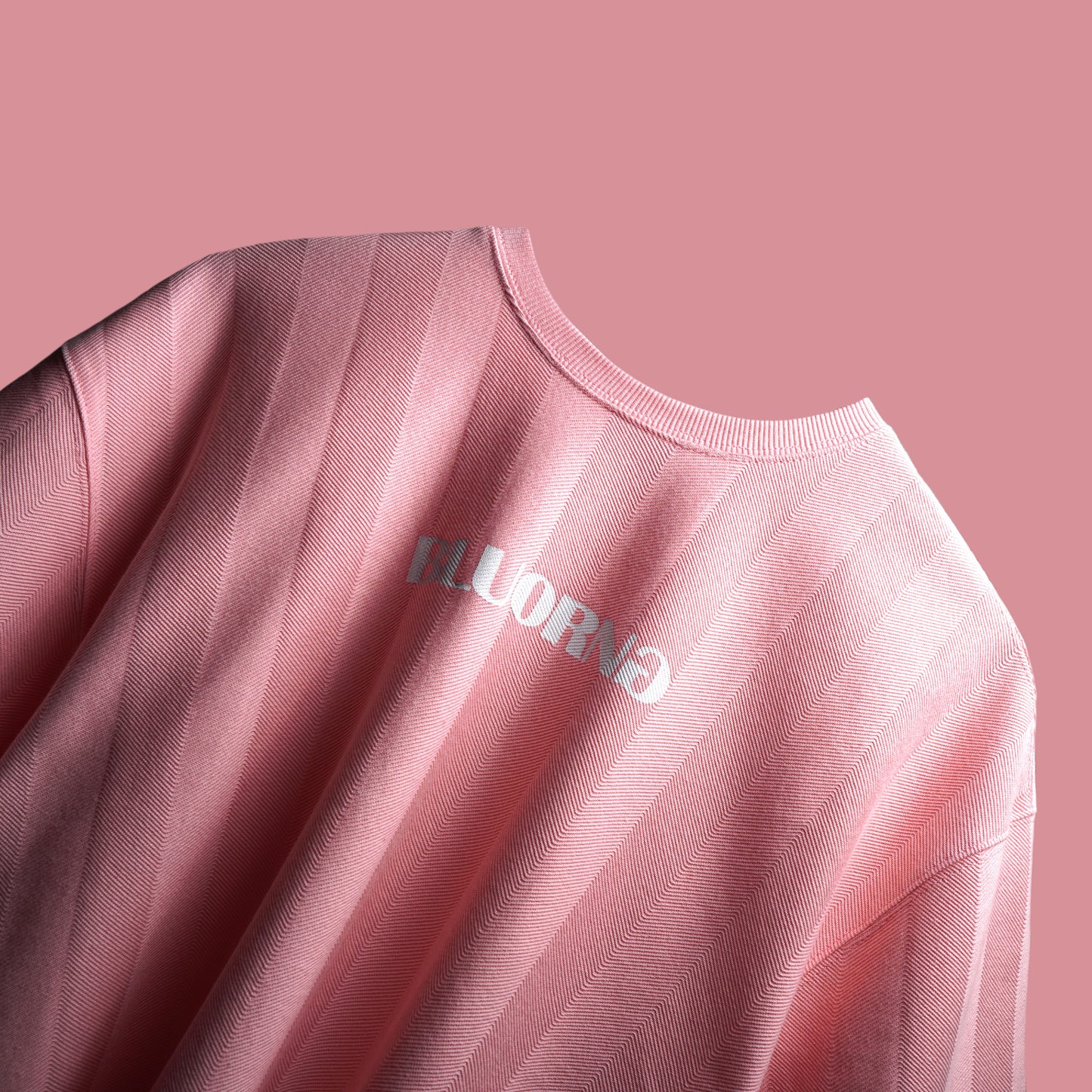 BASIC STRAWBERRY CREAM T-SHIRT
