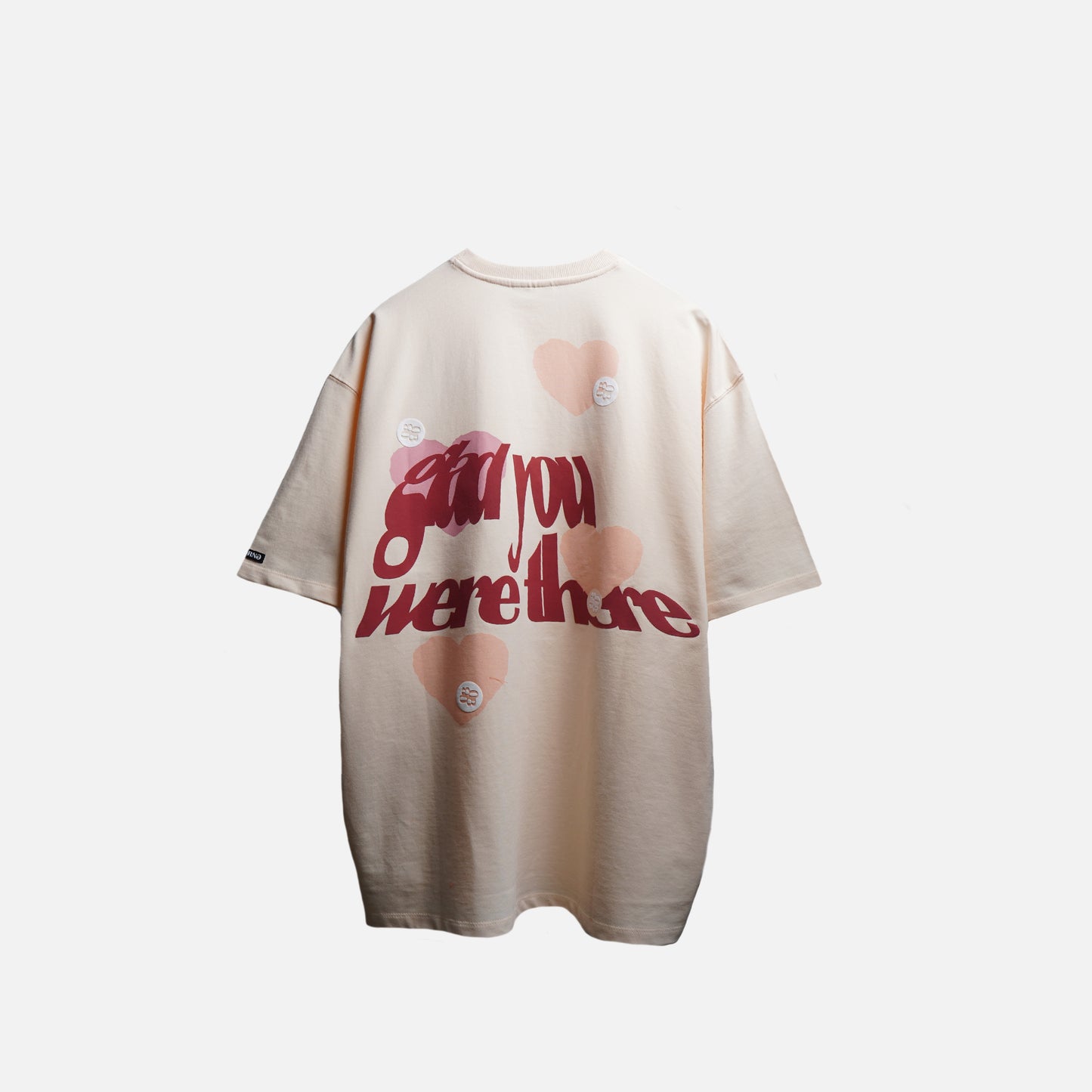CREAM HEARTS T-SHIRT
