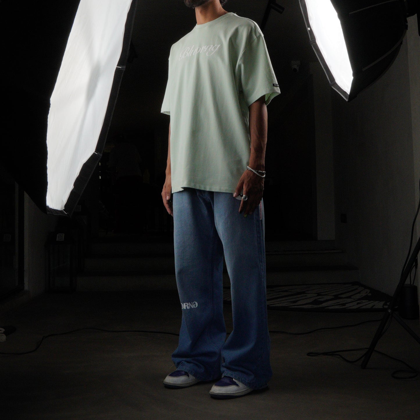 MINT MATERIALISTIC T-SHIRT