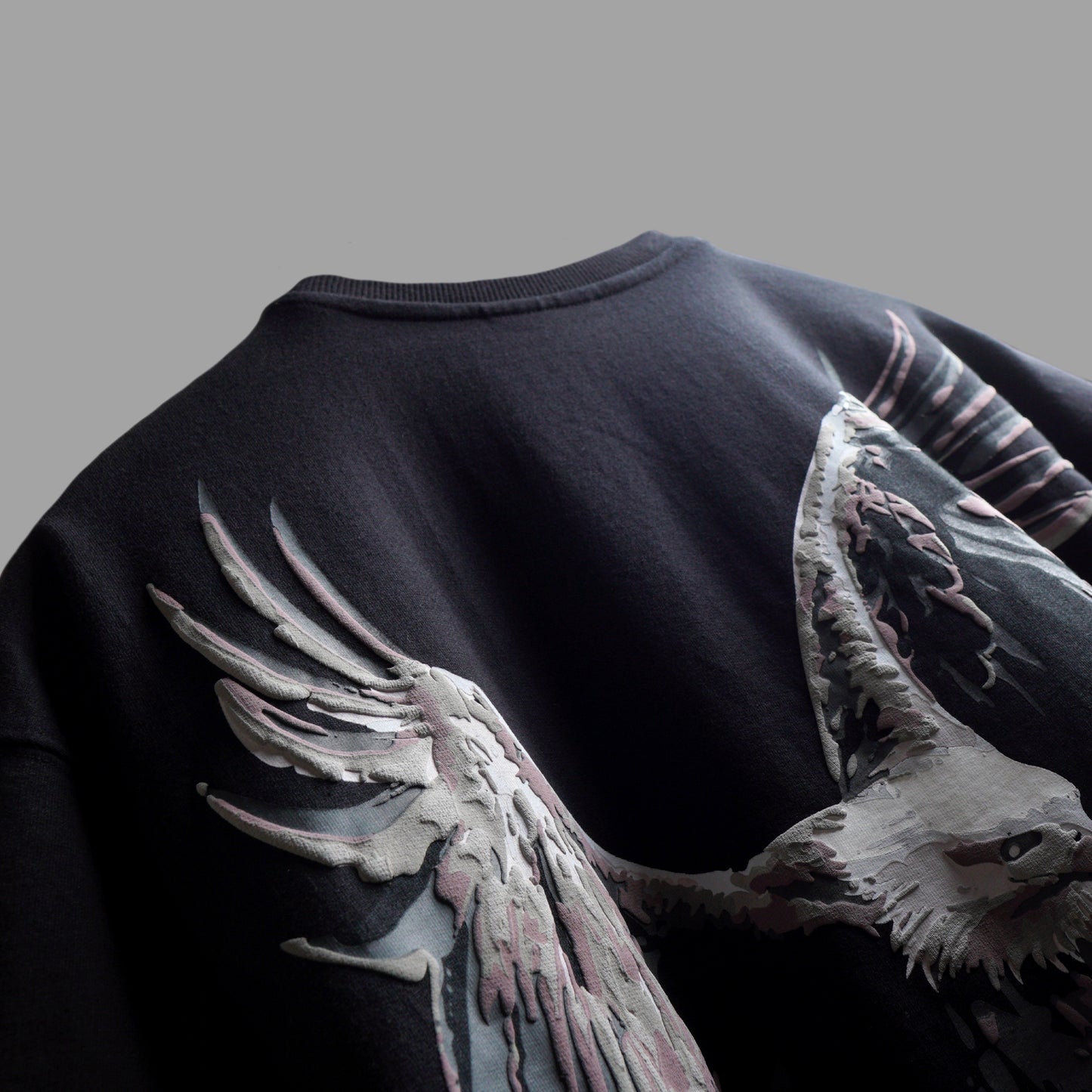 BLACK VICTORY T-SHIRT