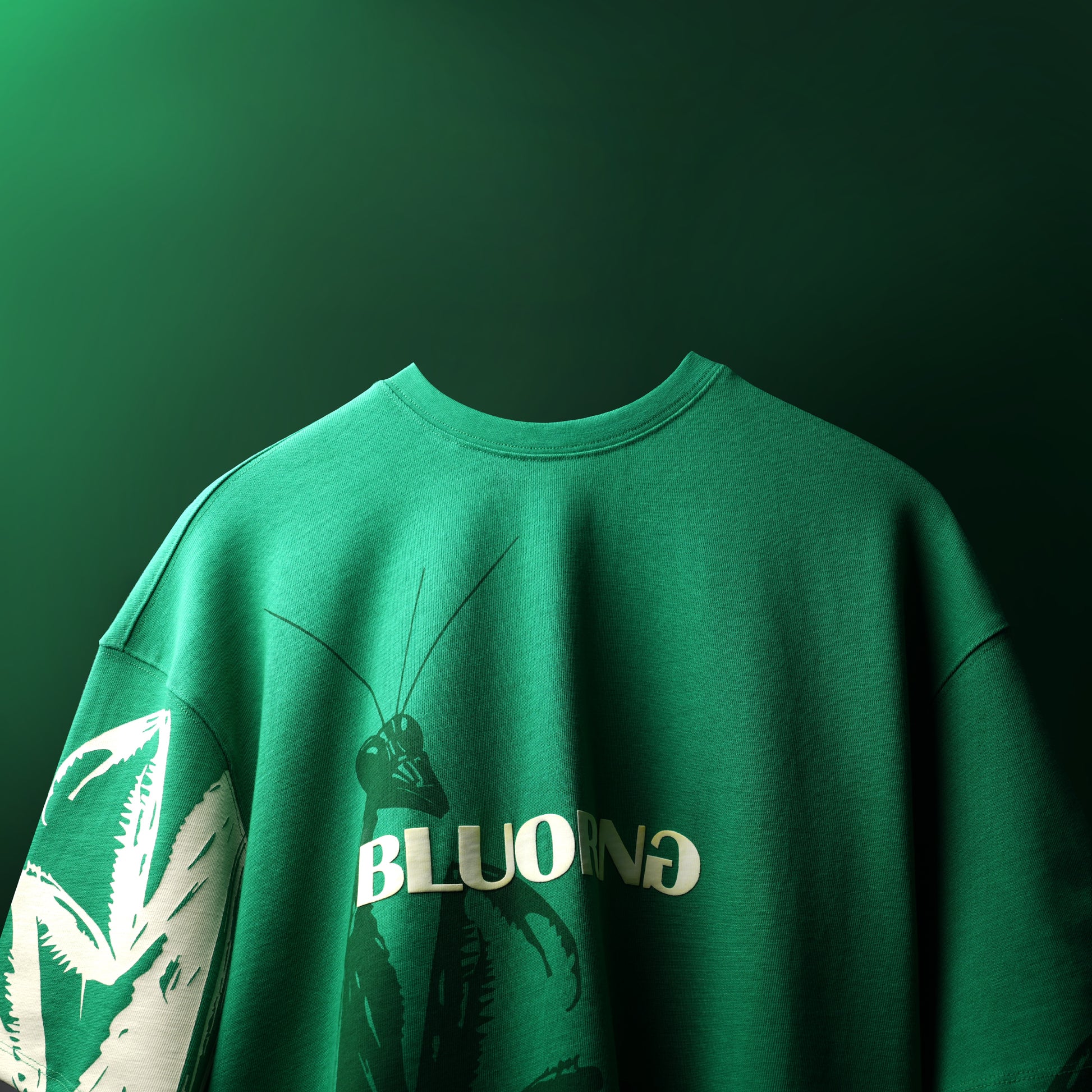 Green Praying Mantis Luxury T-Shirt