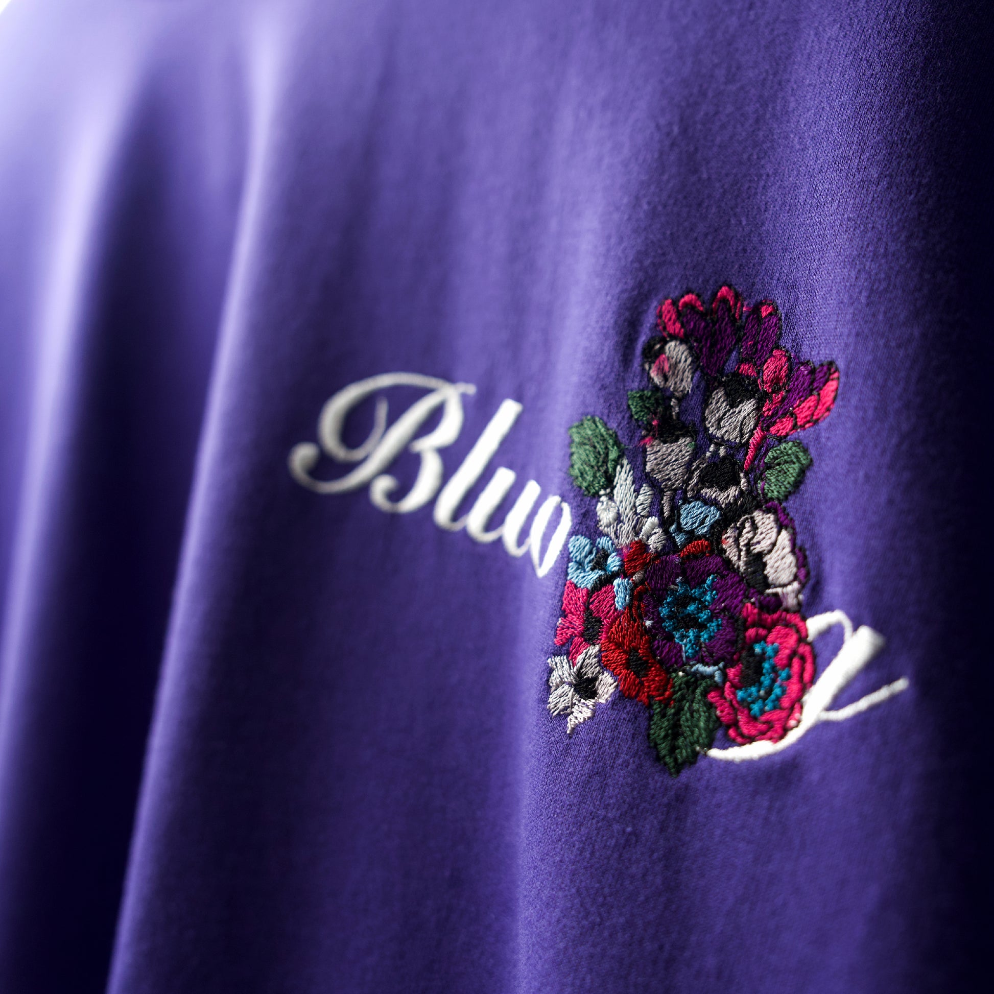 Purple oversized premium t-shirt statement embroidery art