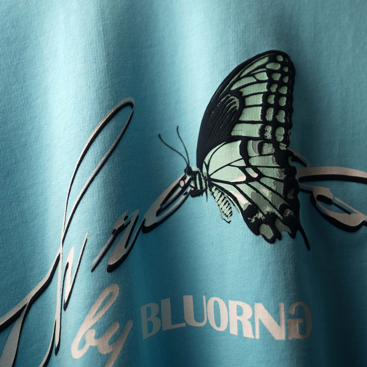 BLUE FRESH THREADS T-SHIRT