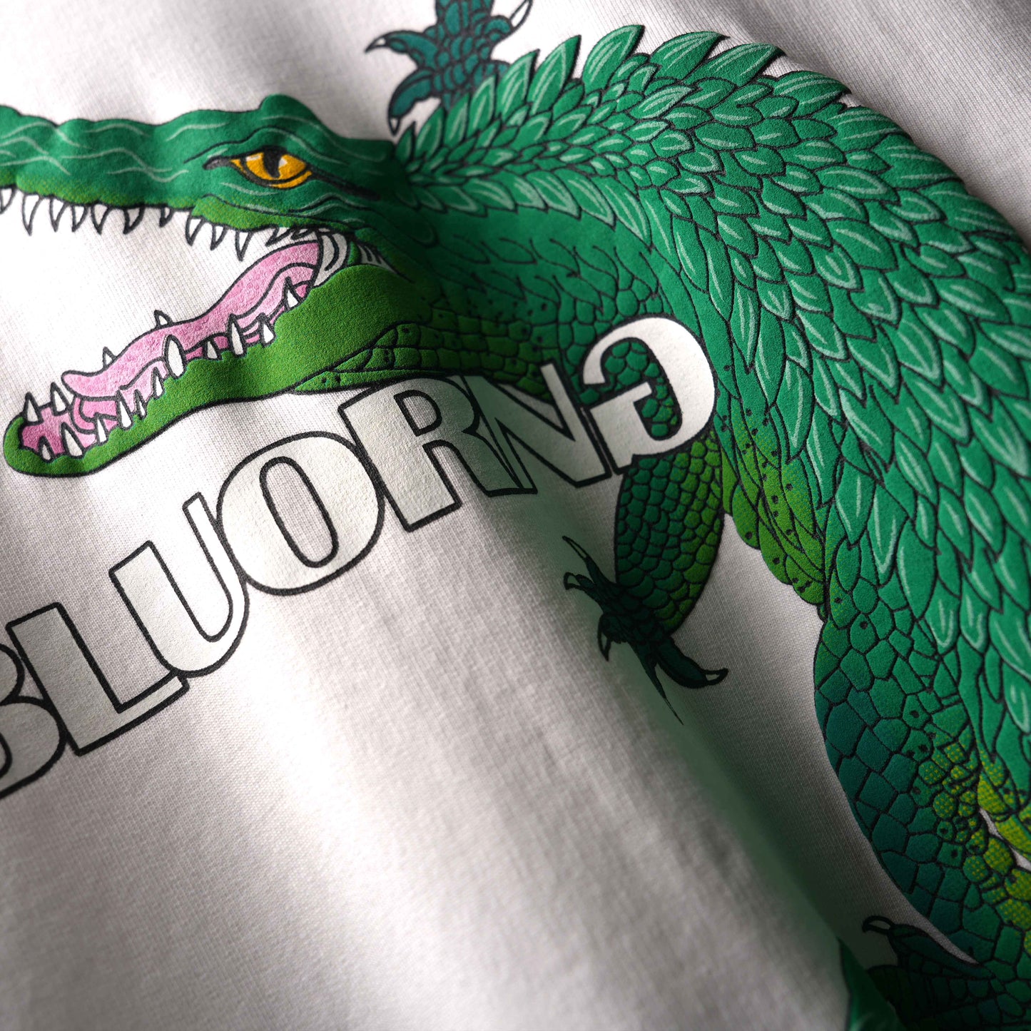 WHITE GATOR-AIDE T-SHIRT