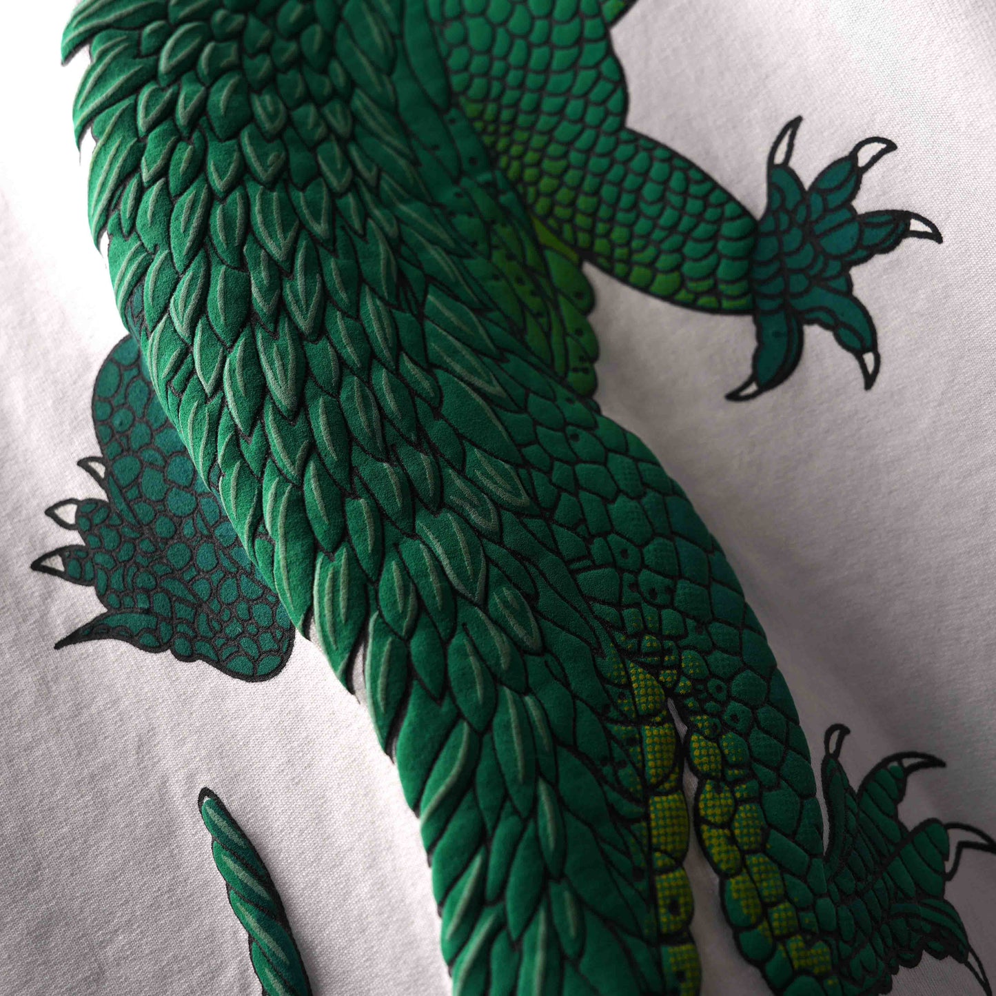 WHITE GATOR-AIDE T-SHIRT