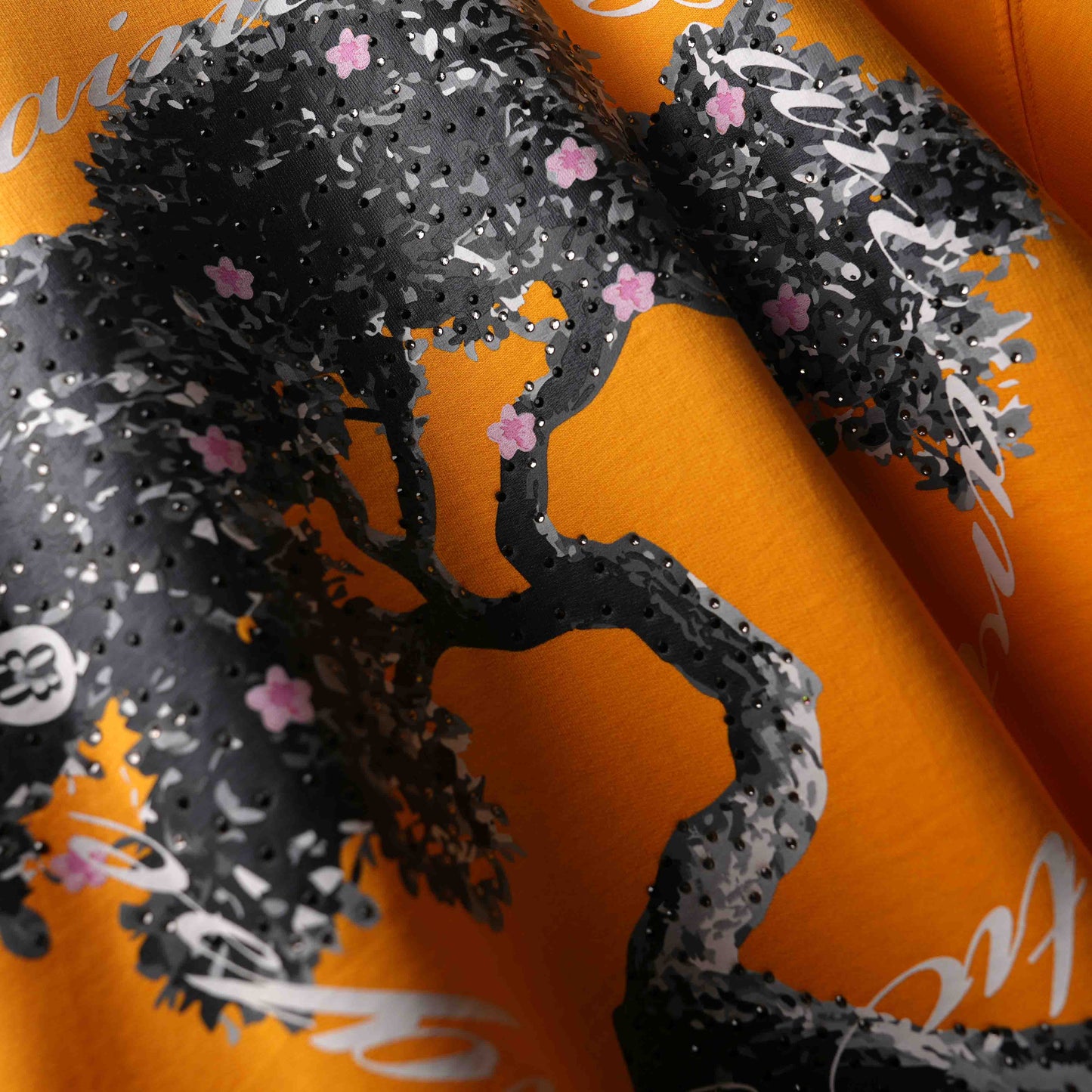 BONSAI IN YELLOW T-SHIRT