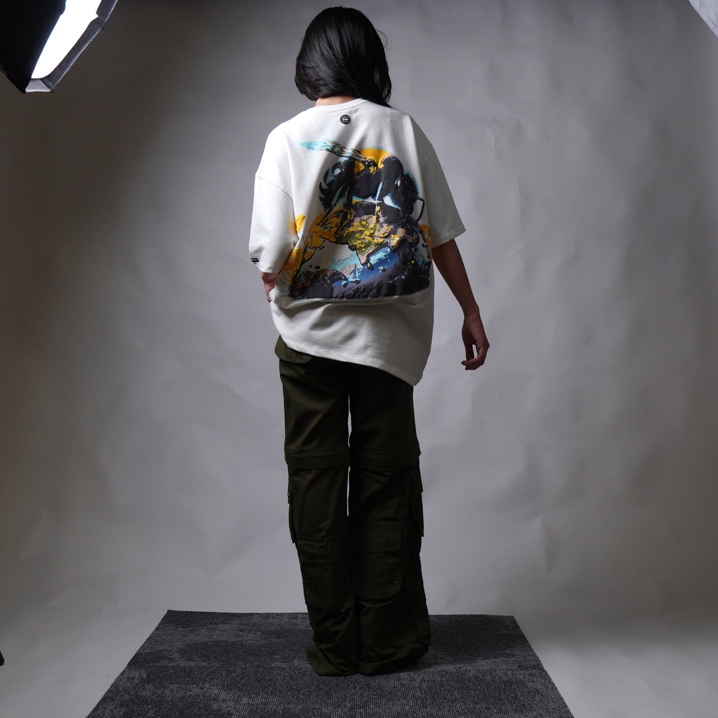 WORLD T-SHIRT