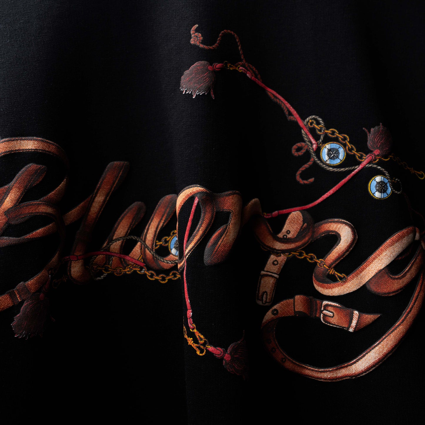 BLACK HARNESSED T-SHIRT