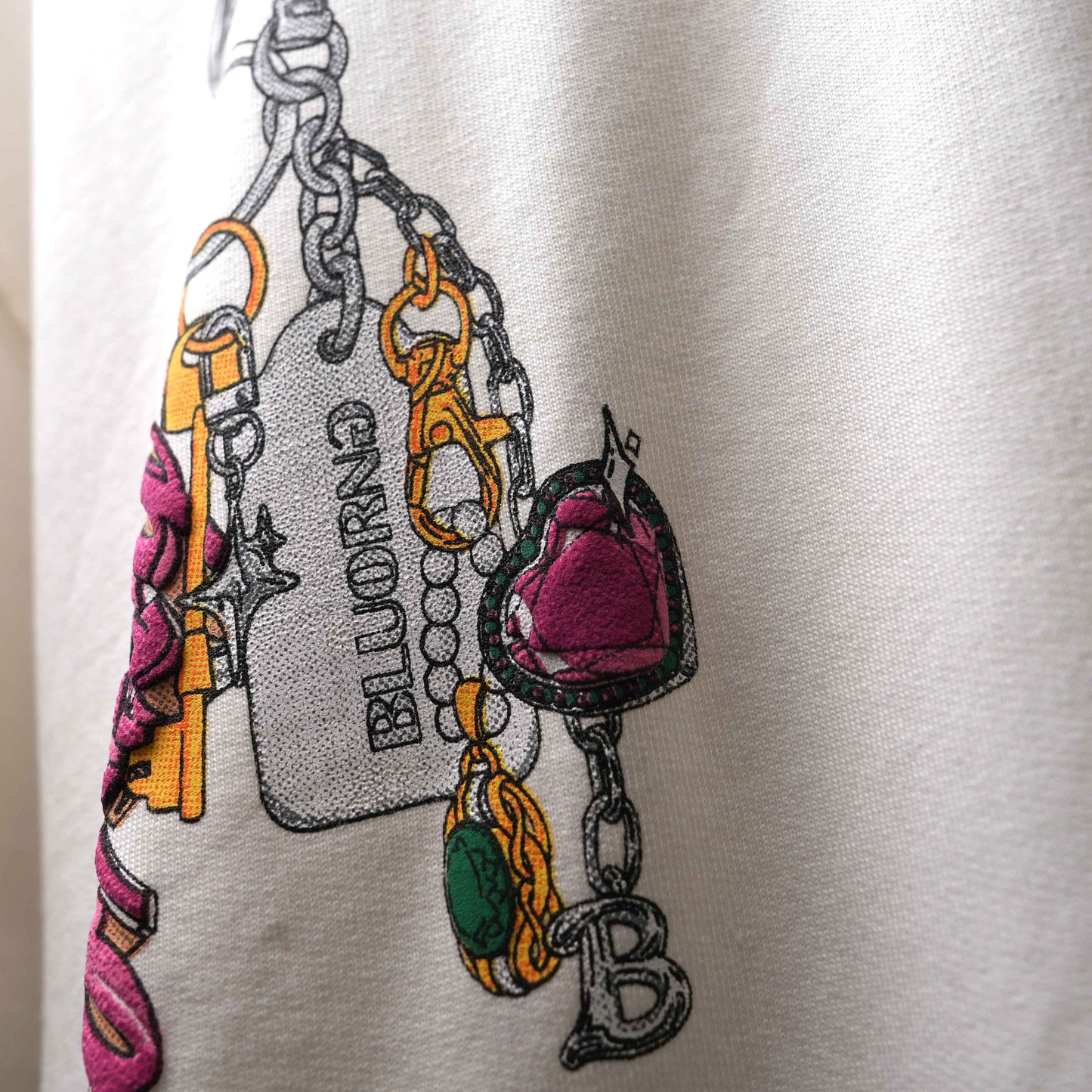 WHITE BIRDS AND BLING T-SHIRT