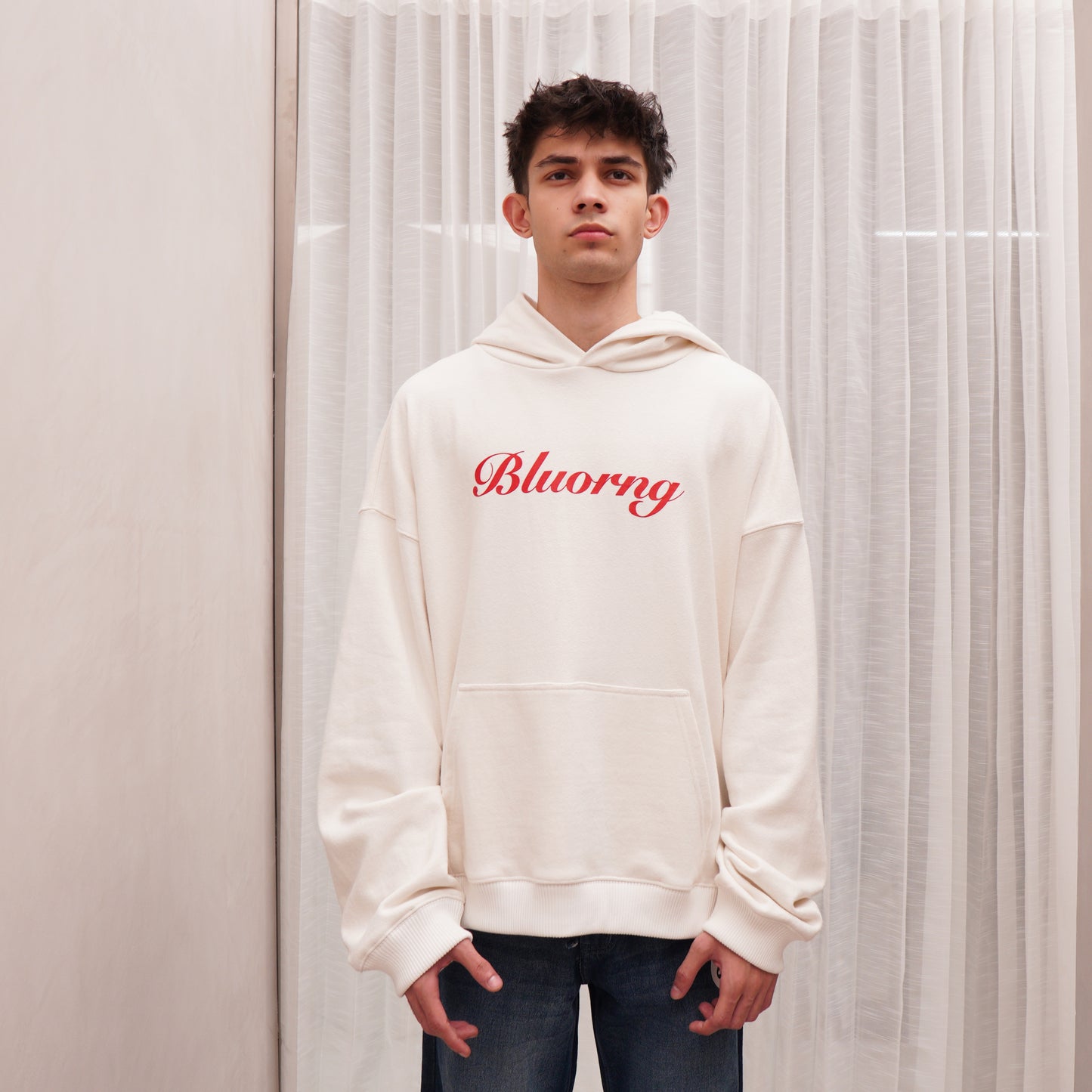 WHITE FAVOURITE HOODIE