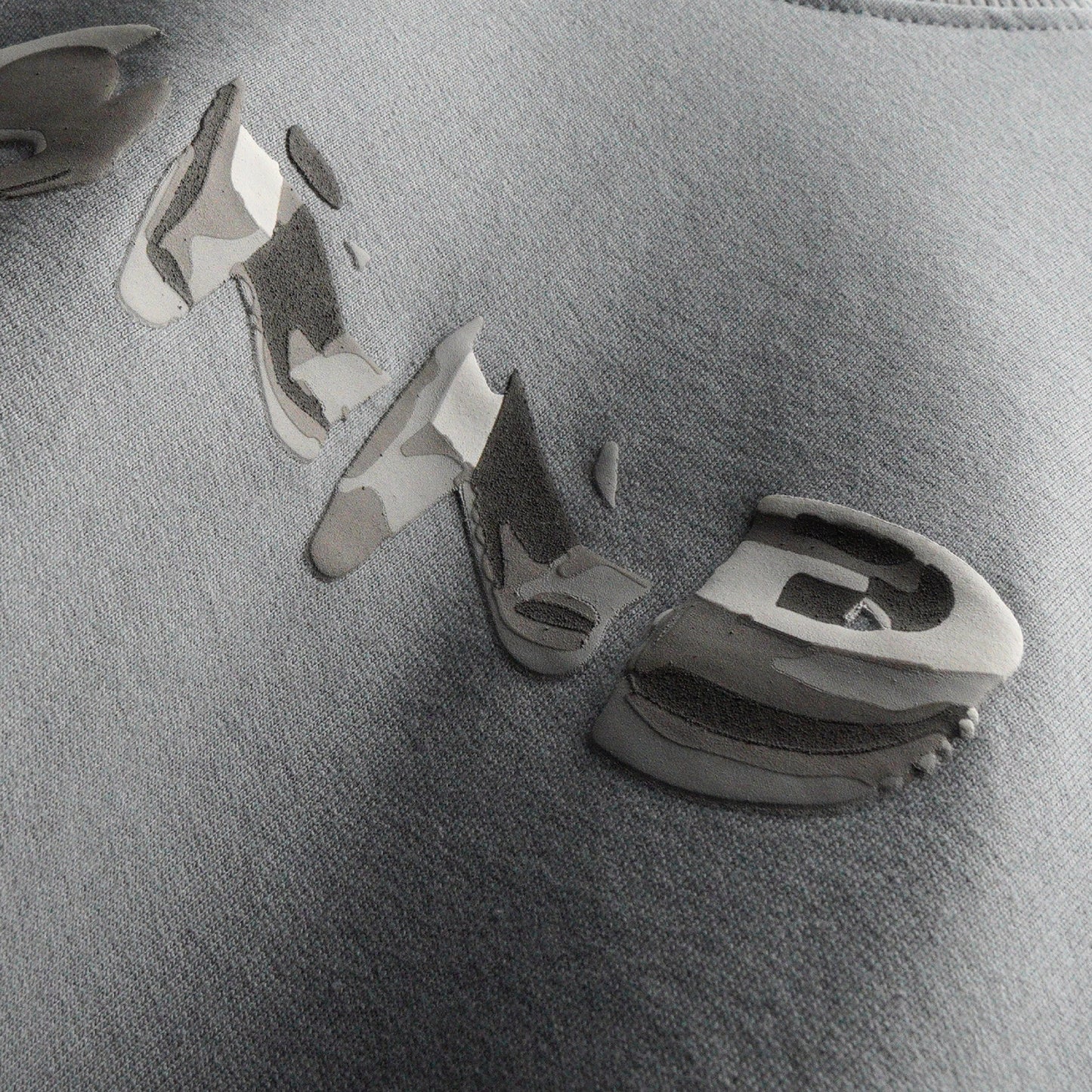 GREY SNAKE T-SHIRT