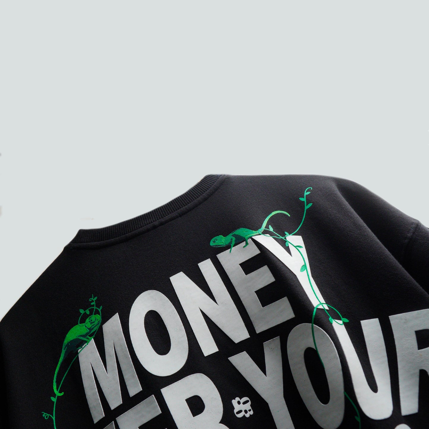 MATERIALISTIC T-SHIRT