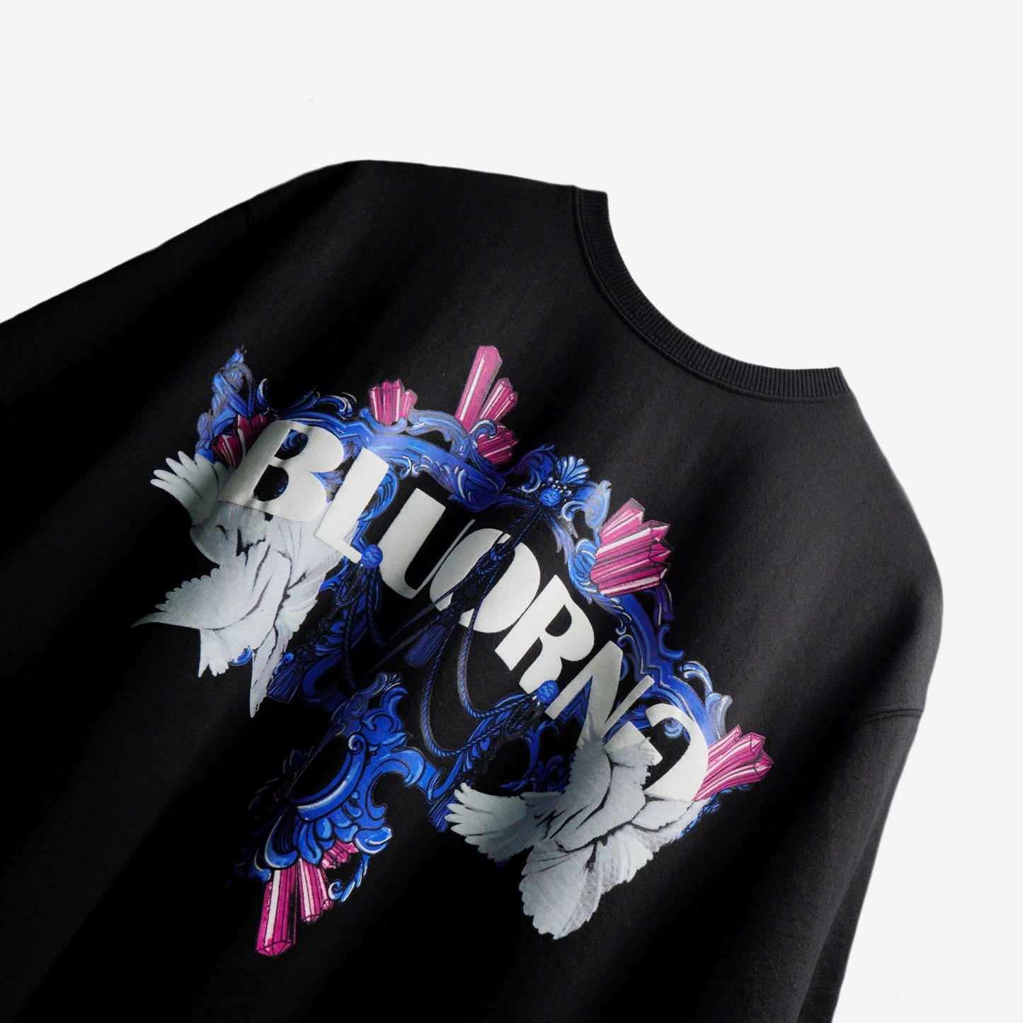 CRYSTAL BLACK T- SHIRT - Bluorng