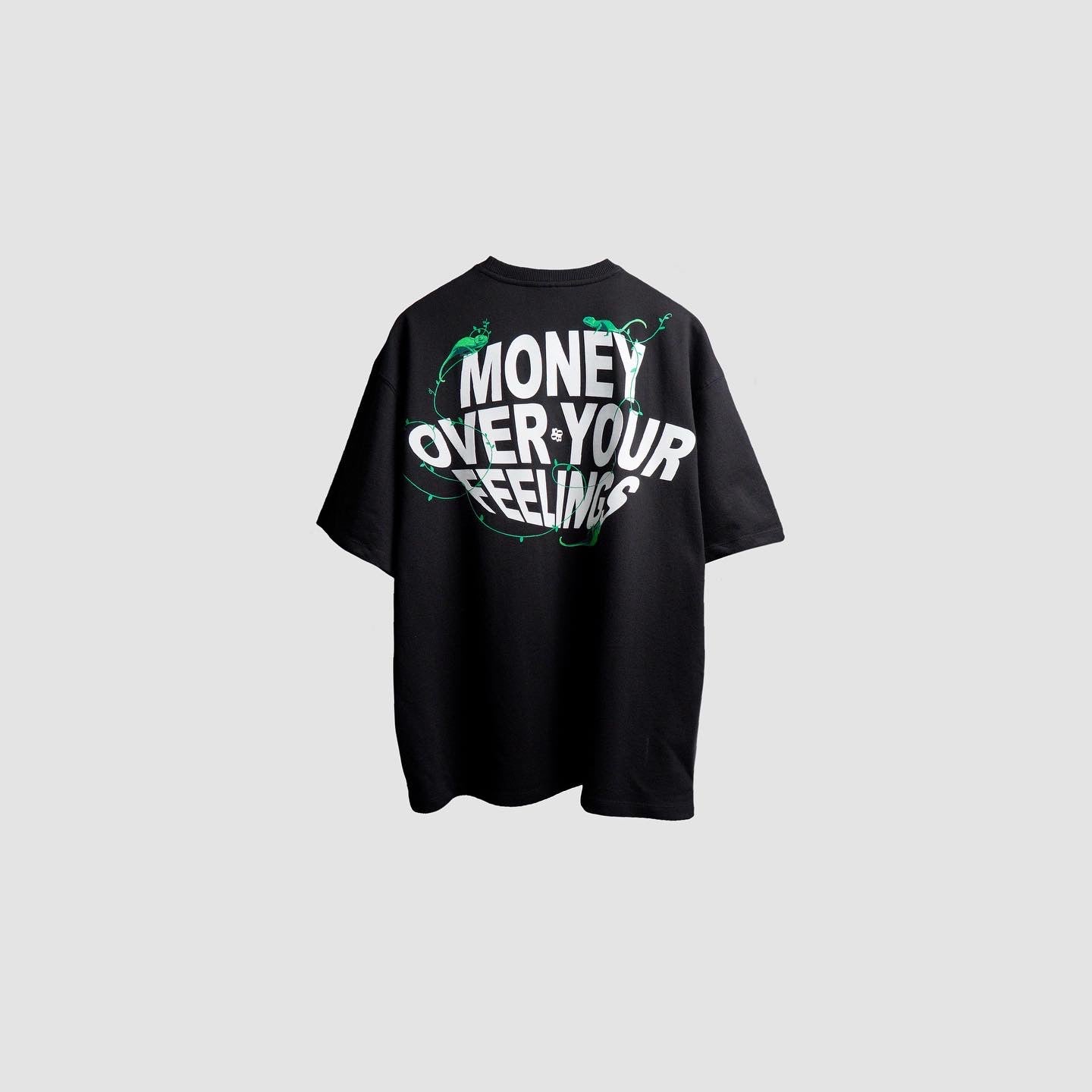 MATERIALISTIC tee - Bluorng