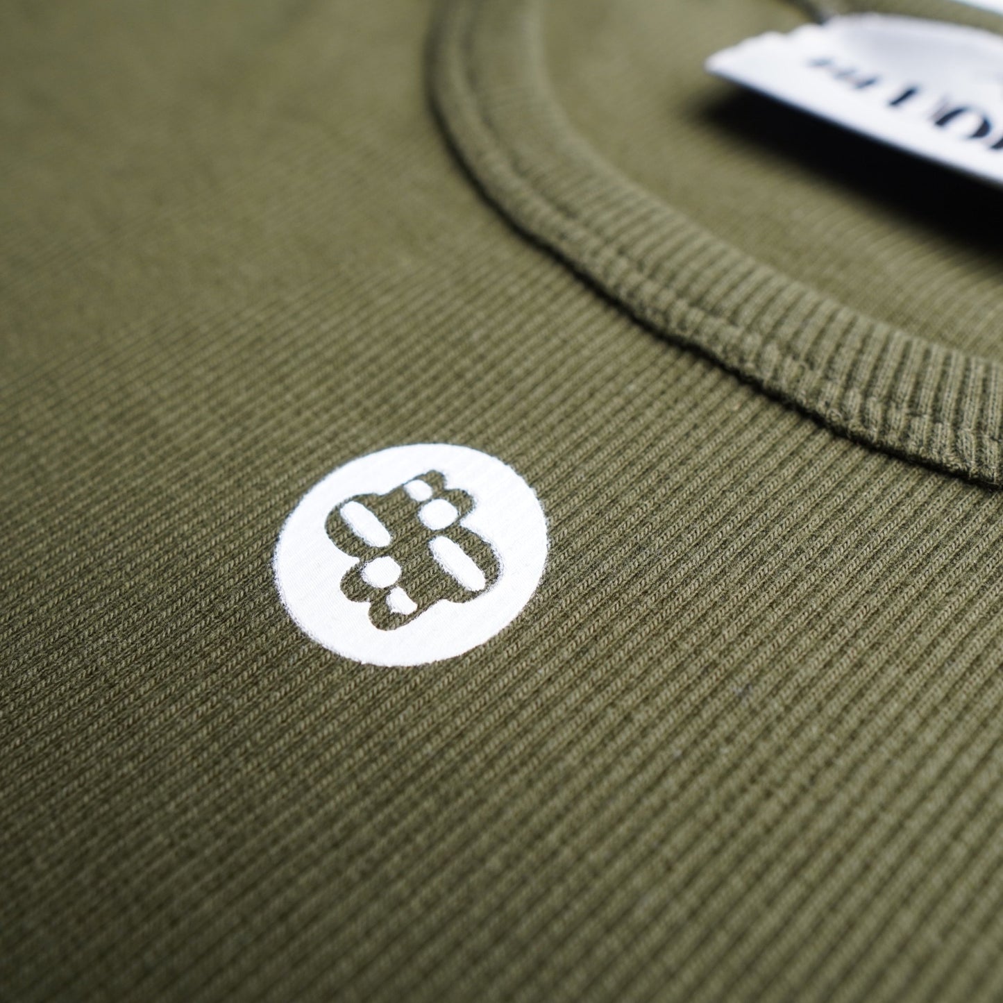 OLIVE CAP SLEEVE CROPTOP - Bluorng