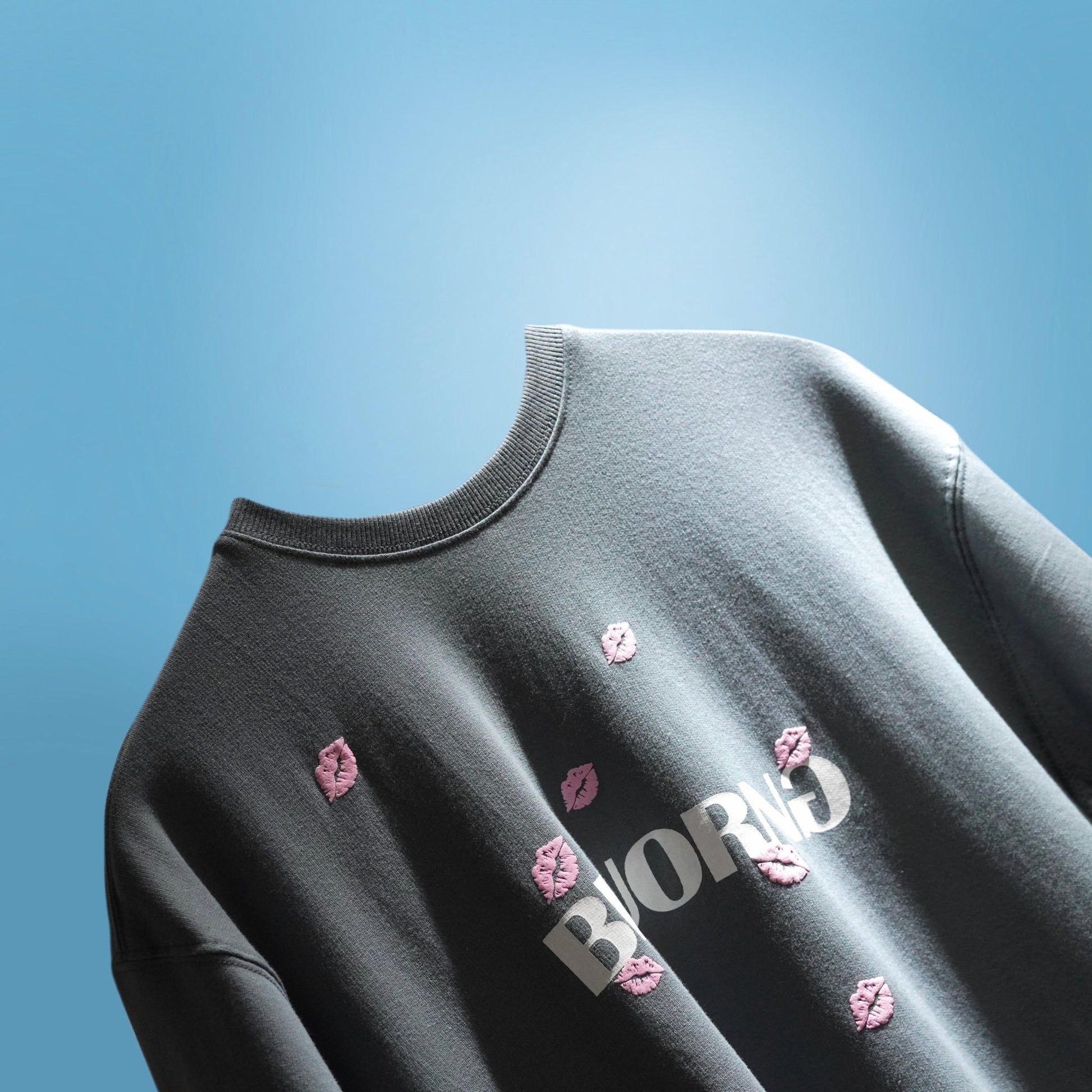 UNCONDITIONAL tee - Bluorng