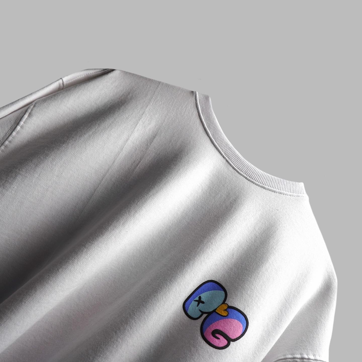 WHITE REAL tee - Bluorng