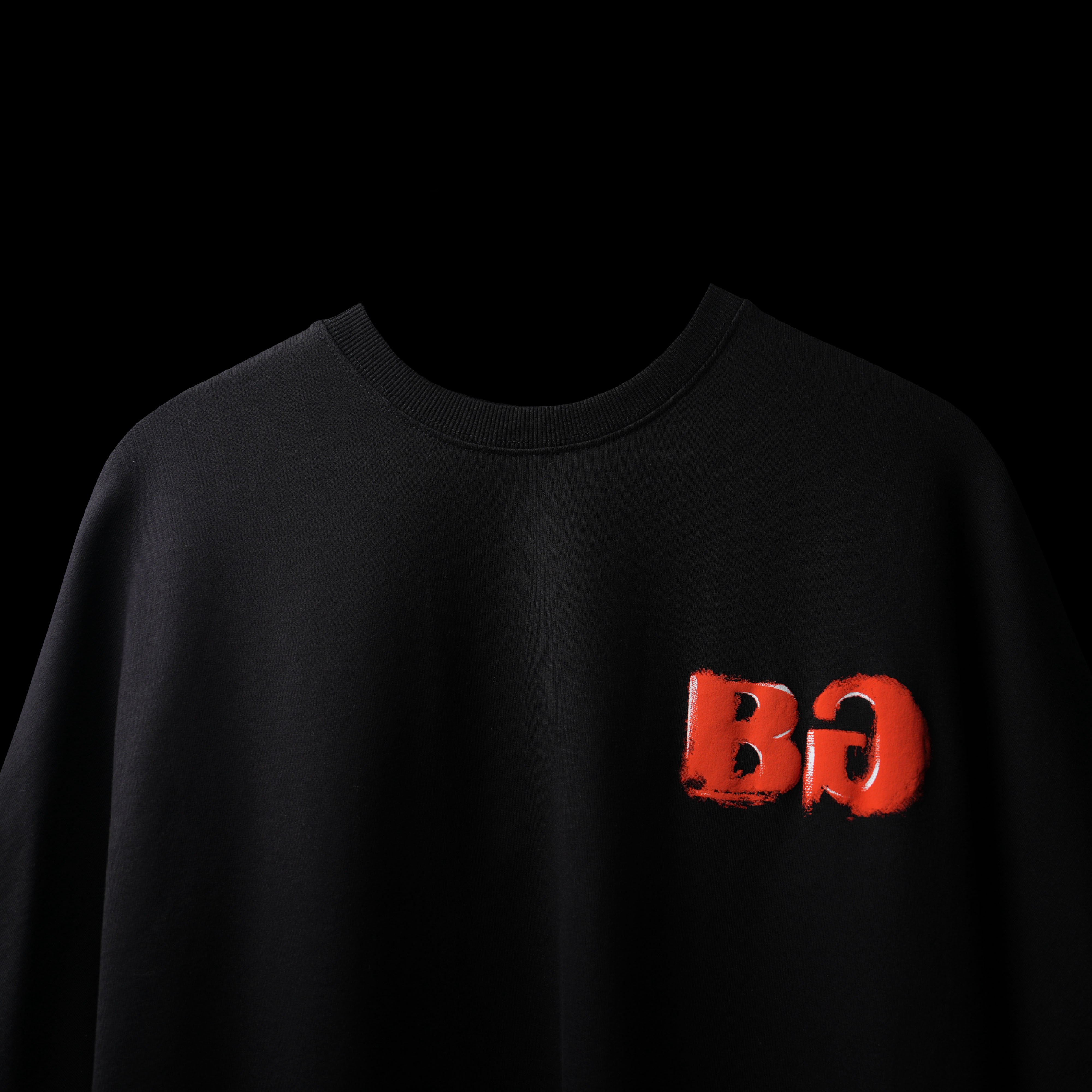 Minimalist vs. Graphic: Choosing the Right T-Shirt Design for You – BLUORNG