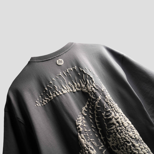 Grey premium oversized t-shirt crocodile graphic