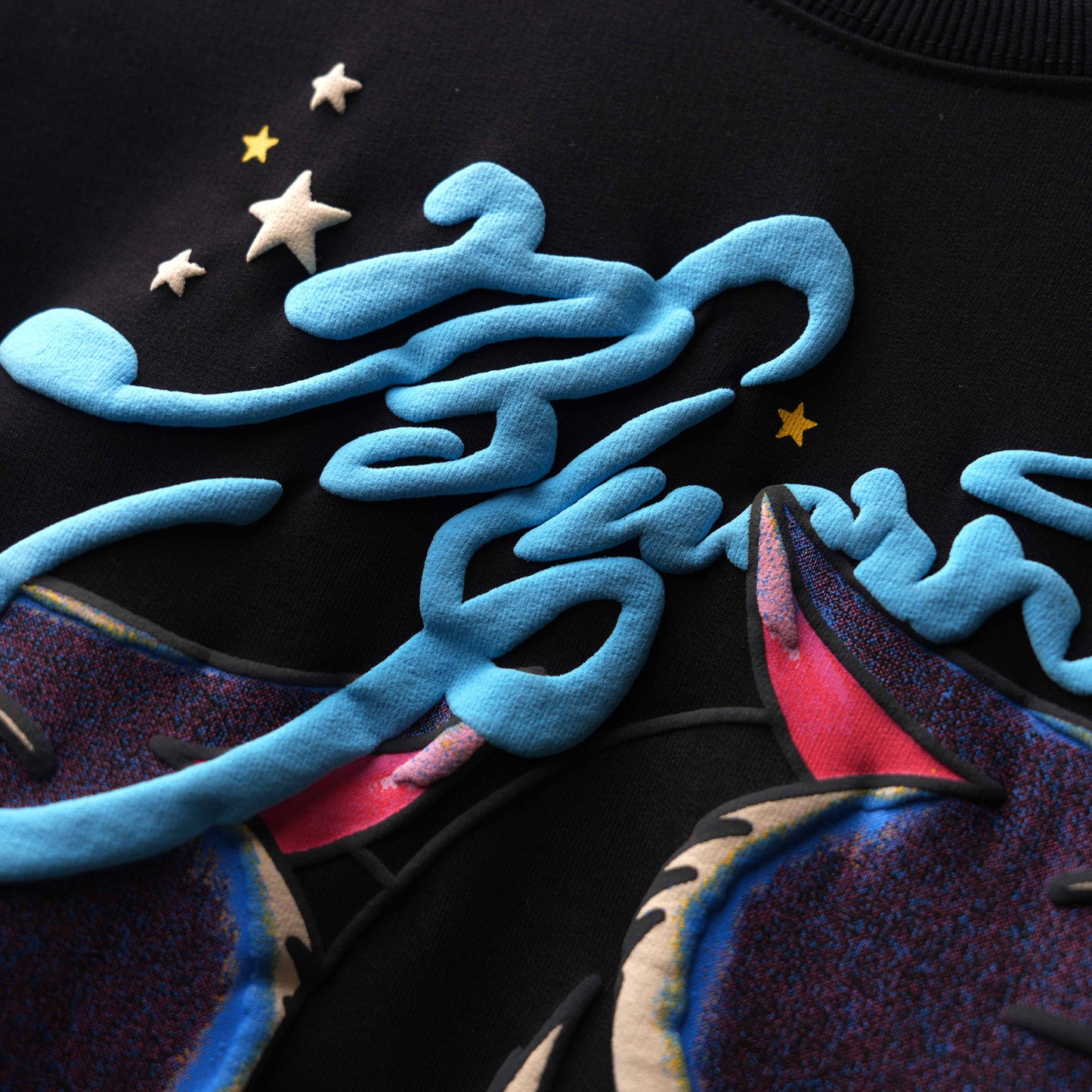 BLACK WILD STAR T-SHIRT