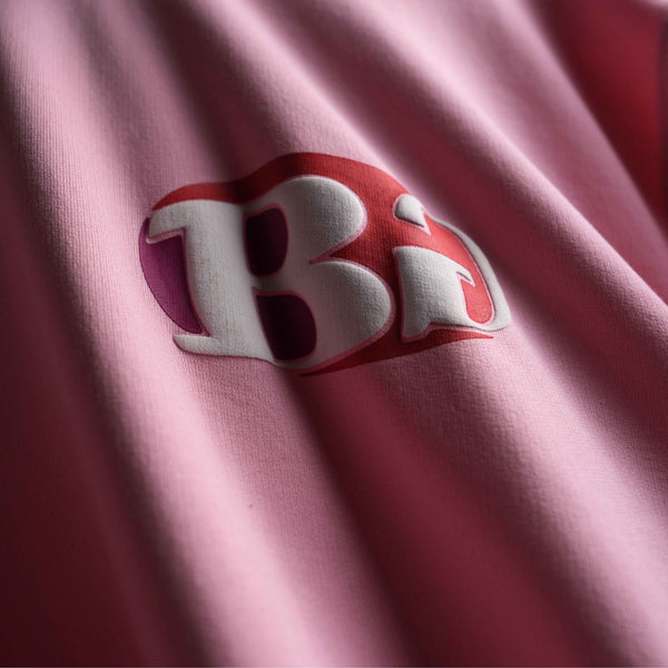 Luxury oversized pink t-shirt with contrast puff print