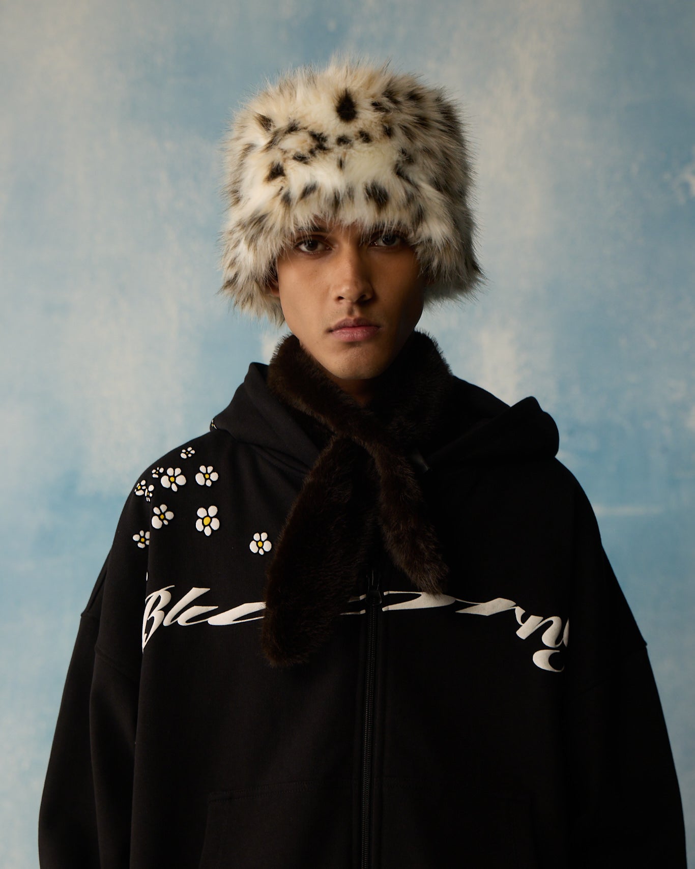 BLACK POISON PETALS ZIPPER HOODIE