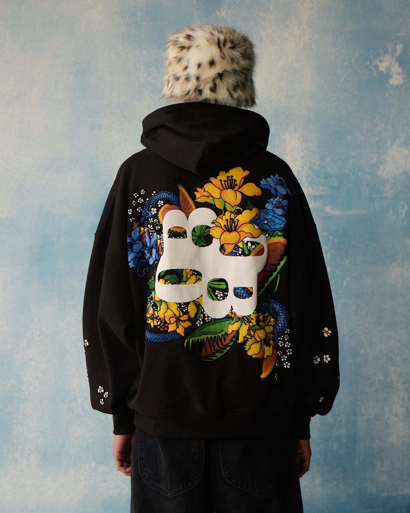 BLACK POISON PETALS ZIPPER HOODIE