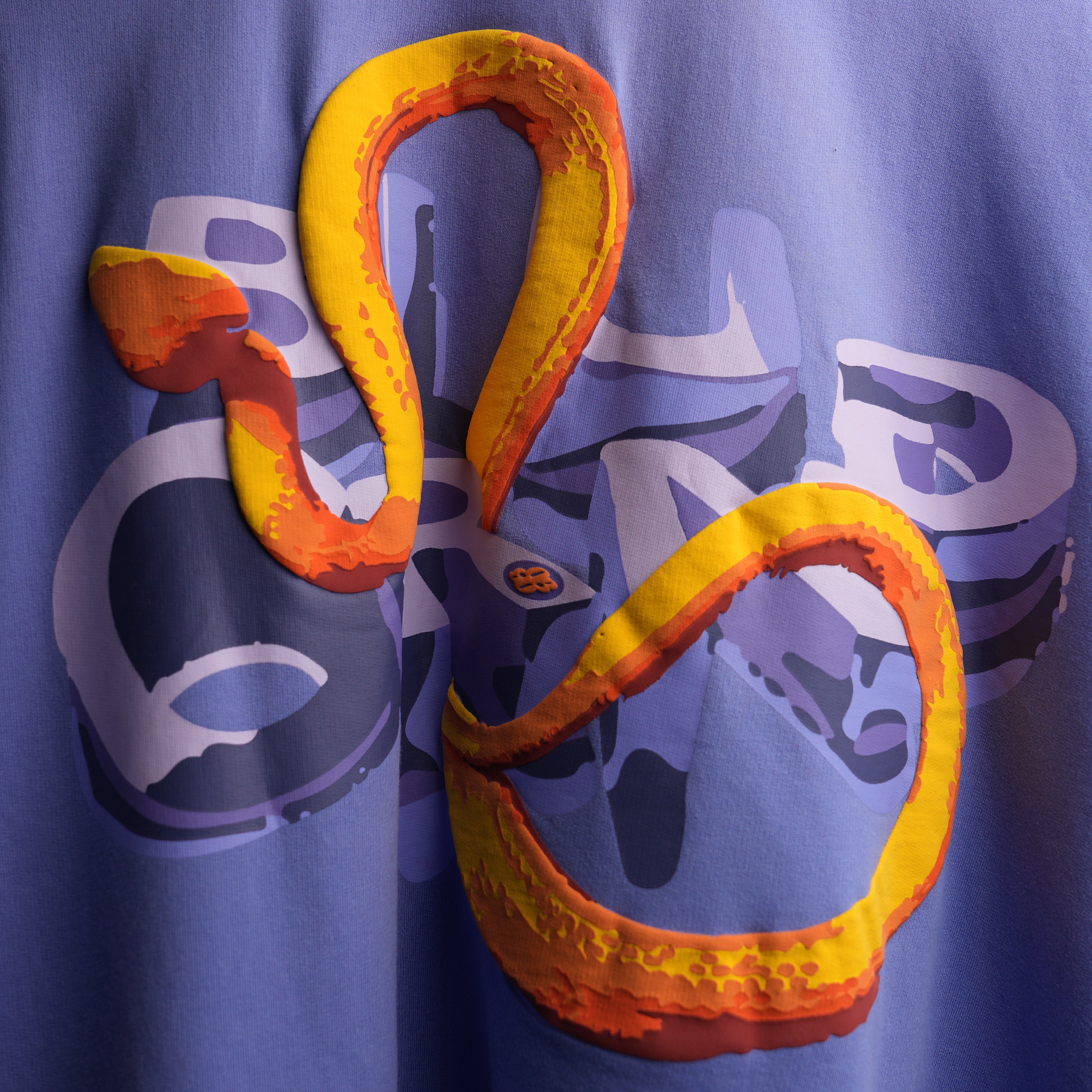 LILAC SNAKE T-SHIRT