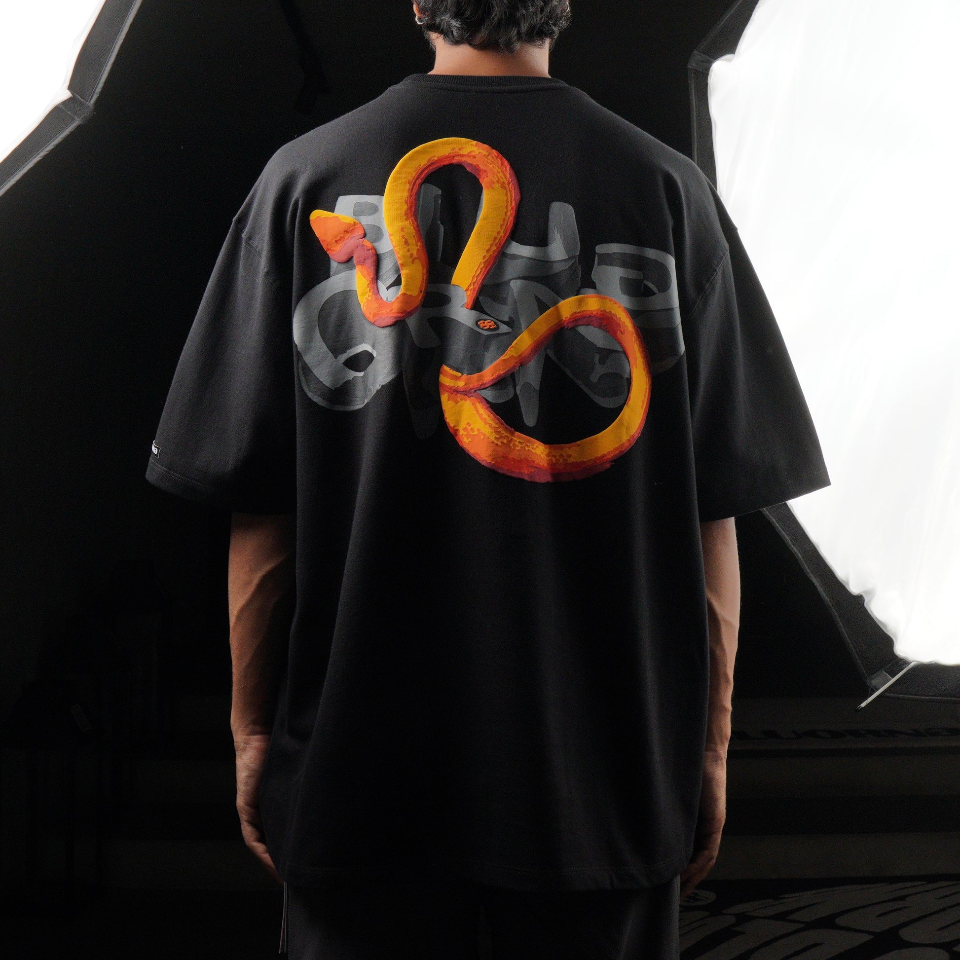 BLACK SNAKE T-SHIRT - Main Image