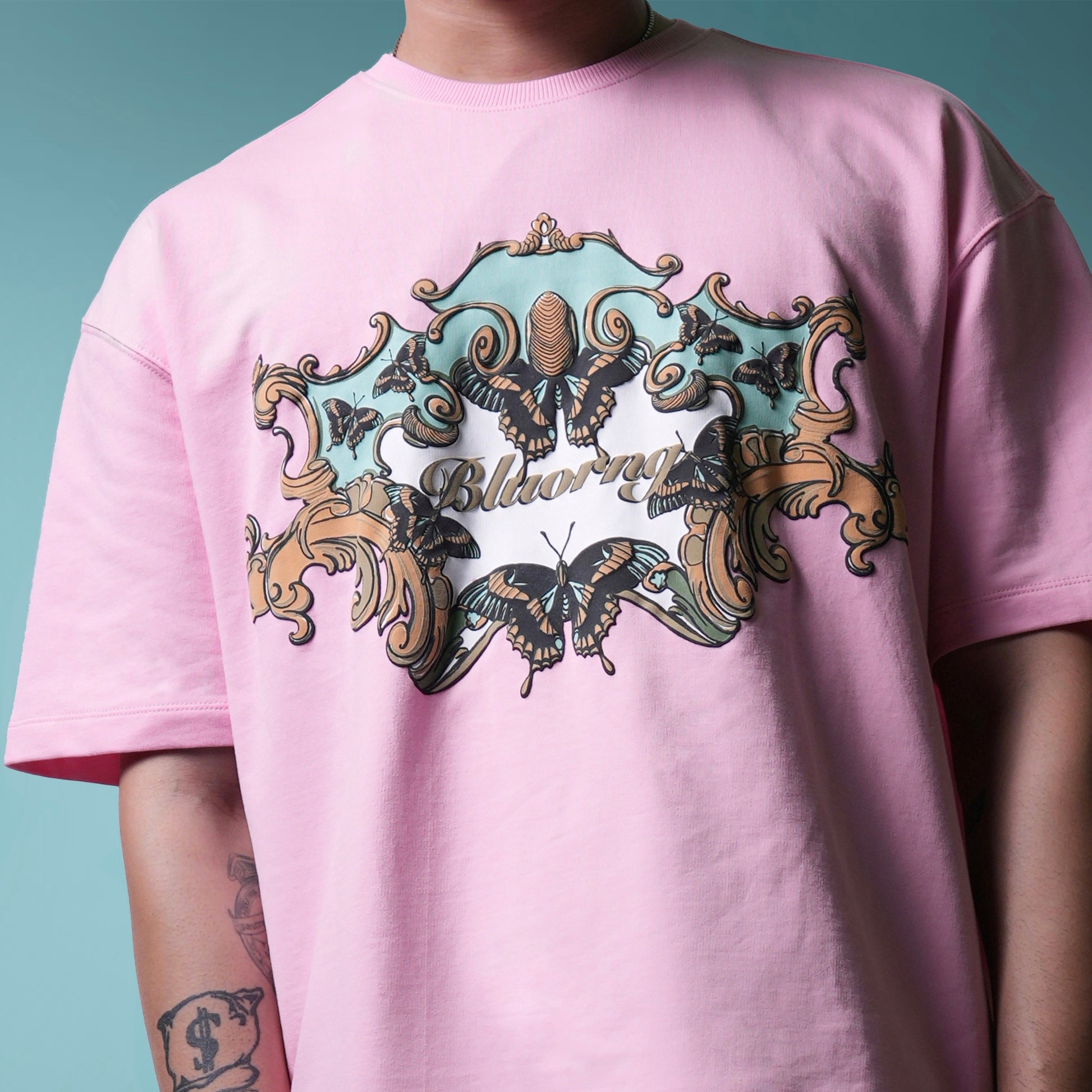 front-print-streetwear-flamingo-gold-tshirt