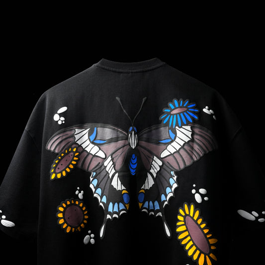 black-premium-butterly-print-streetwear-tshirt