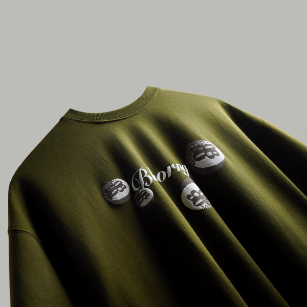 OLIVE STRIVE T-SHIRT - OVERSIZED