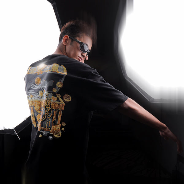 TREASURE T-SHIRT