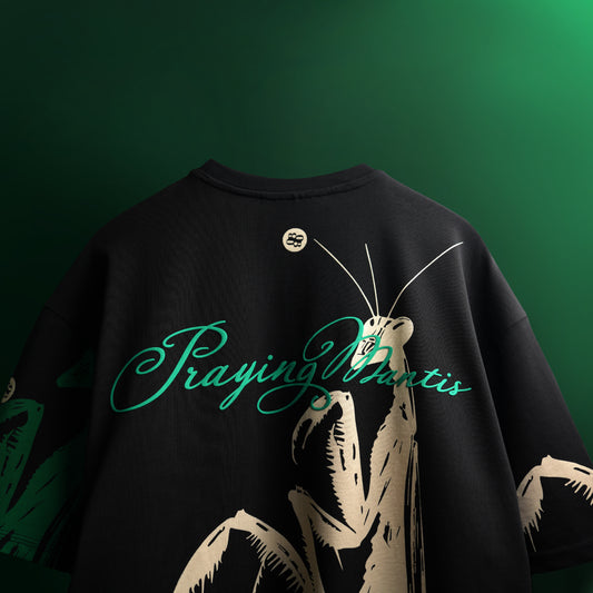 BLACK PRAYING MANTIS T-SHIRT