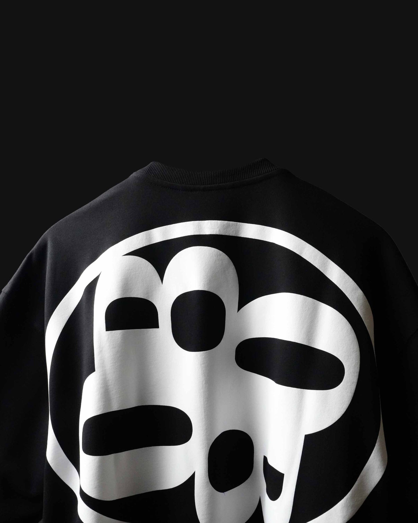 Black oversized t shirt with back print