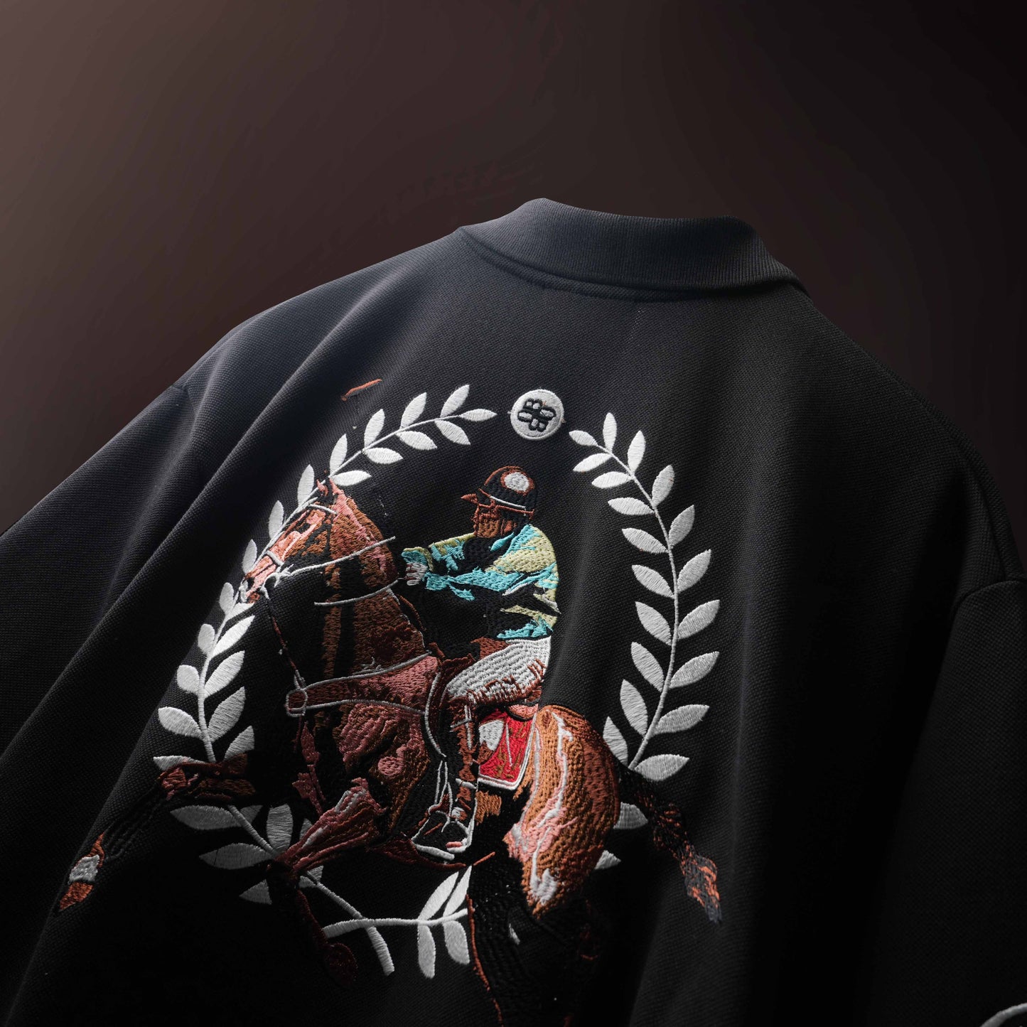 BLACK SADDLE LEAGUE POLO T-SHIRT