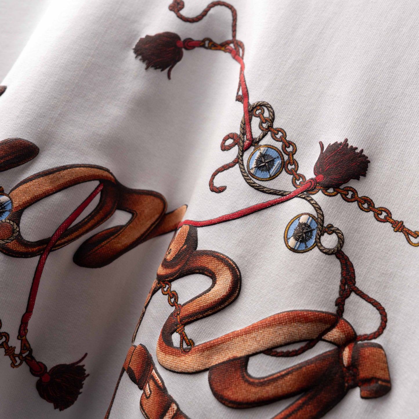 WHITE HARNESSED T-SHIRT