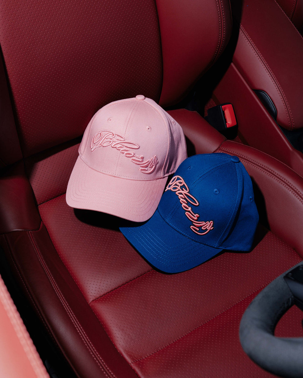 Caps