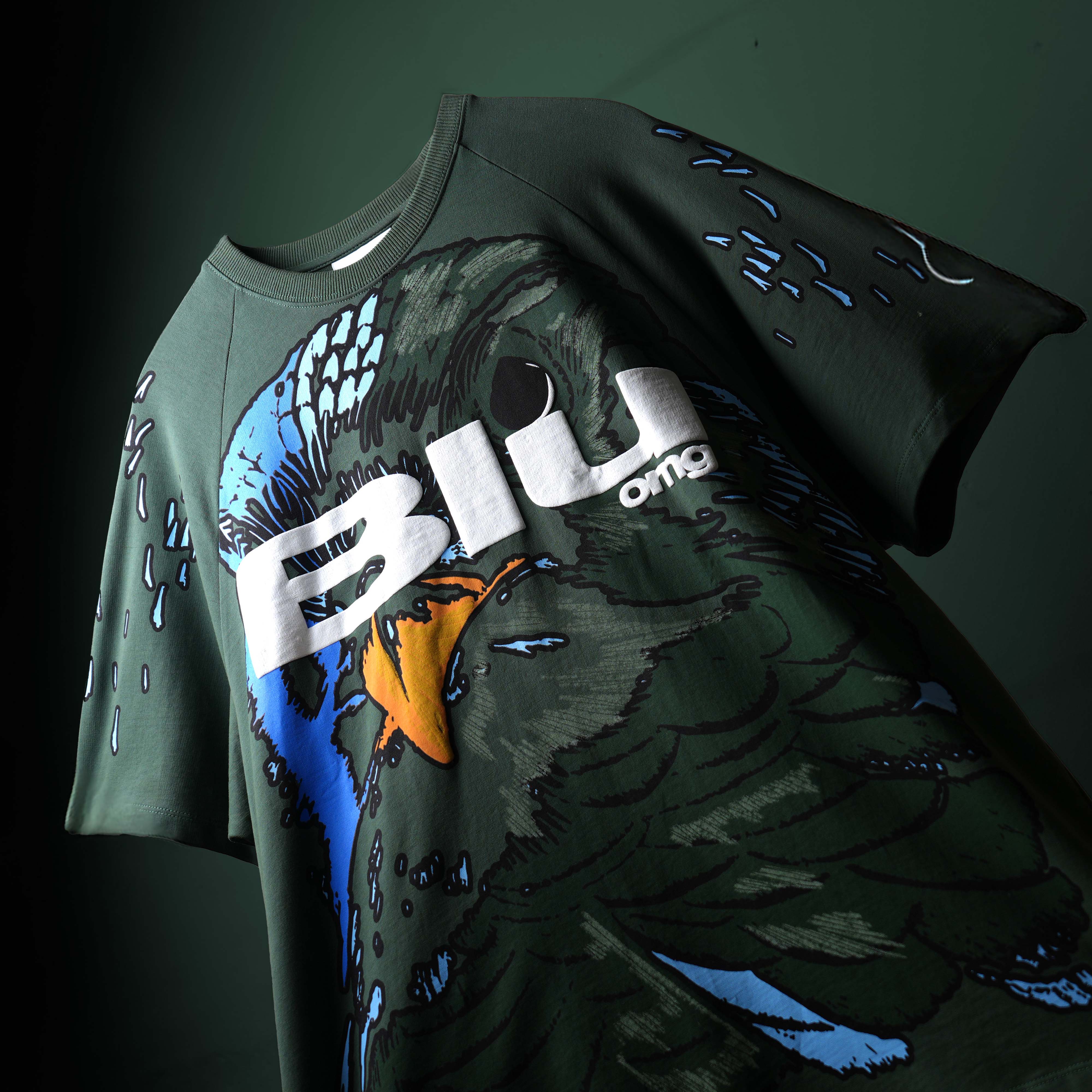 Falcon T-Shirt - Buy 100% Cotton Green Colour Raglan Sleeve Patten