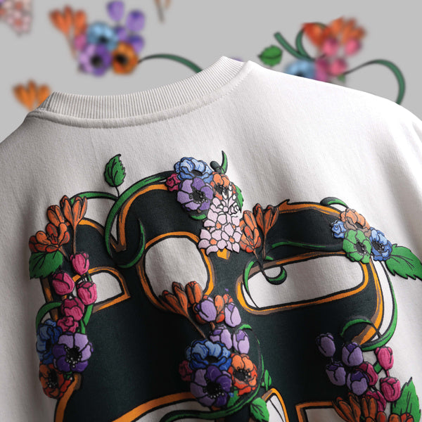 WHITE GARLAND T-SHIRT