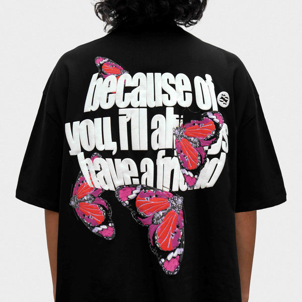 Black oversized streetwear t-shirt with puff graphic