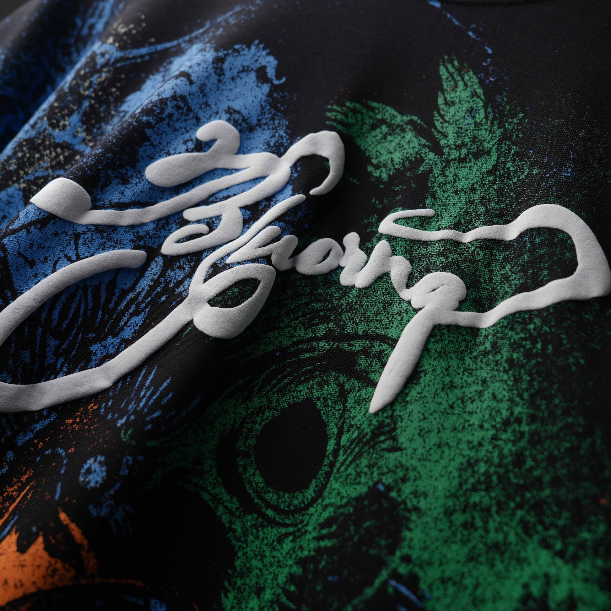 THRU THE MIST  Black Crew Neck Graphic Tee