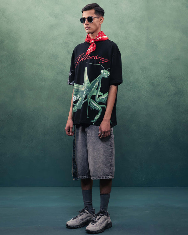 Mantis World T-Shirt in Black