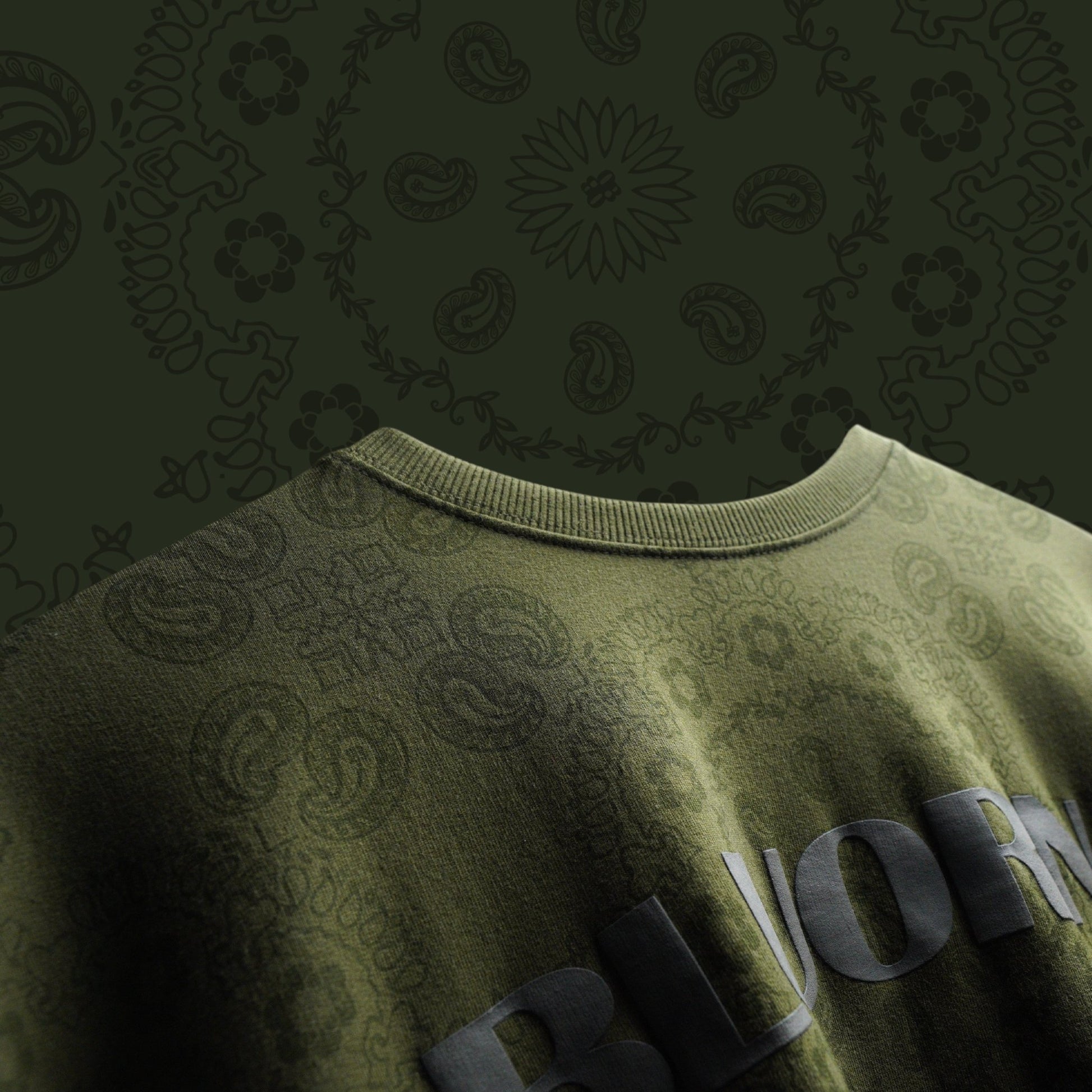 Olive Paisley tee - Bluorng